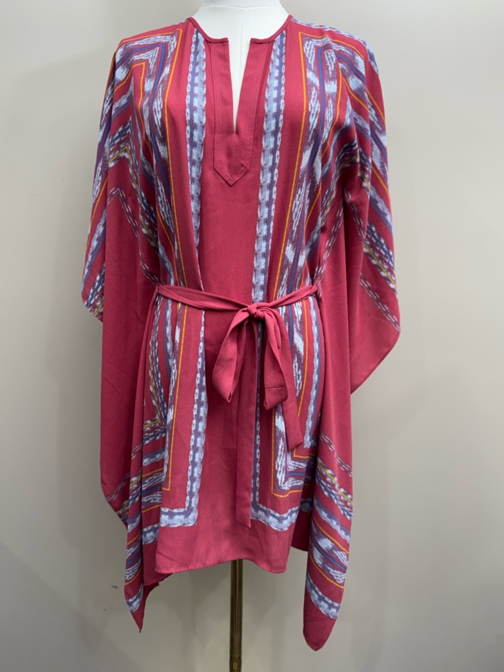 BCBGMAXAZRIA Caftan Dress XXS BohoBelted Kaftan Tunic Pink Printed Kimono Sleeve